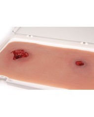 Moulage e simulazione di ferita da arma da fuoco alla gamba con funzione di