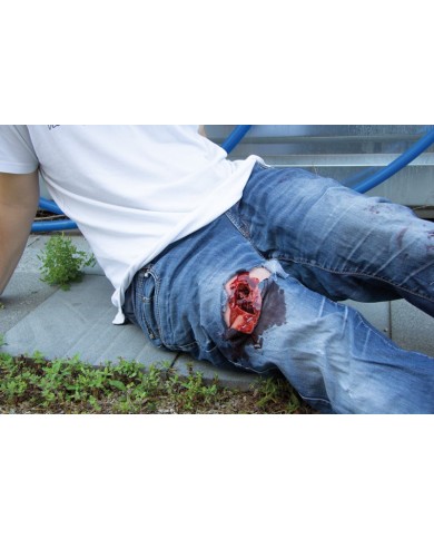 Moulage e simulazione di ferita con ampio sanguinamento per medicazione Erl